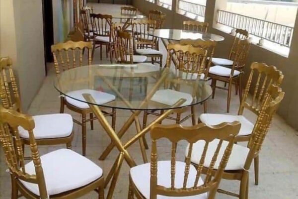 تأجير طاولات بالكويت